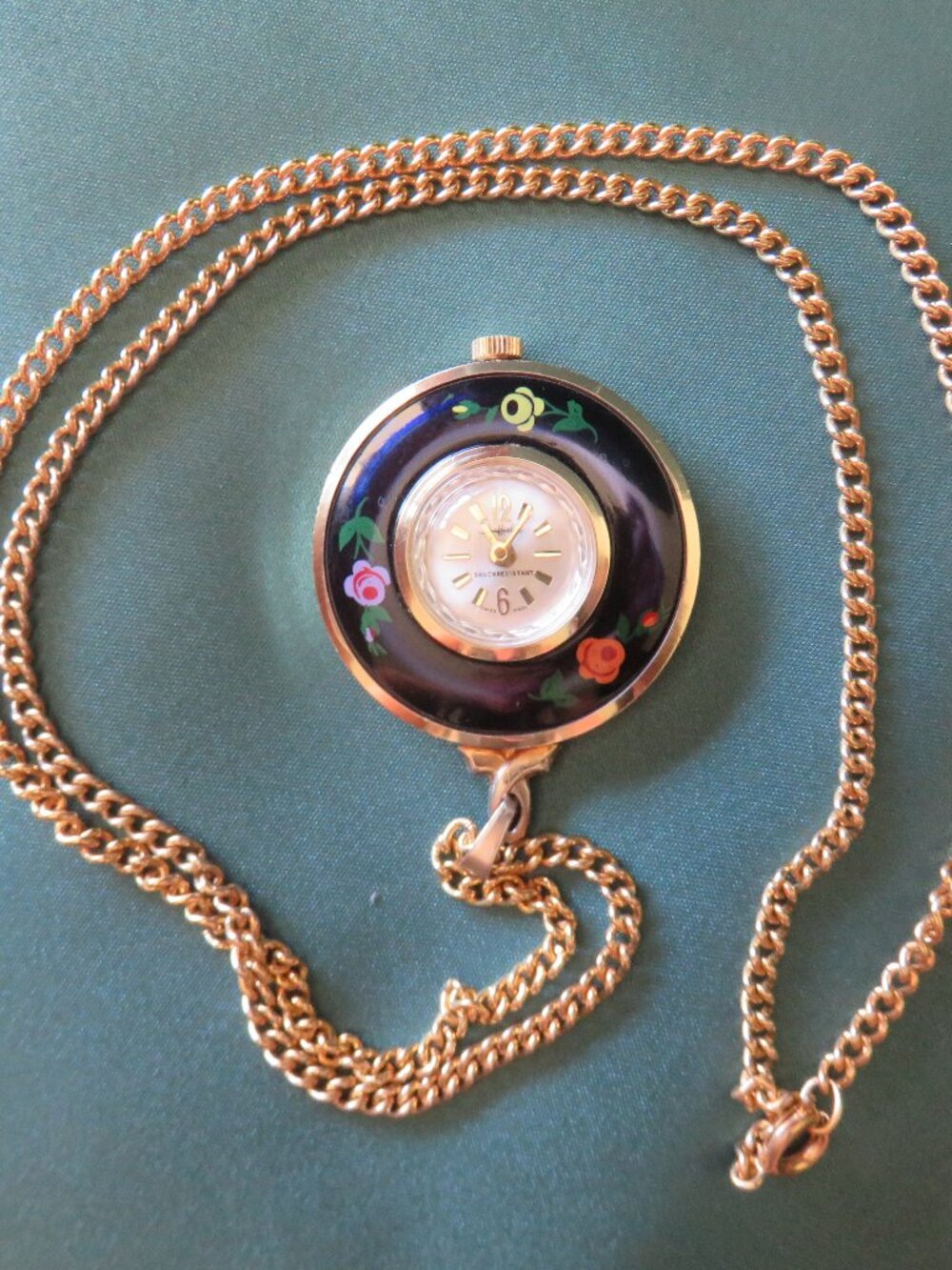 Vintage Hand Painted Floral Pendant Watch.....826